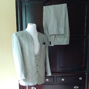 Elegant Gray Blazer Suit Jacket